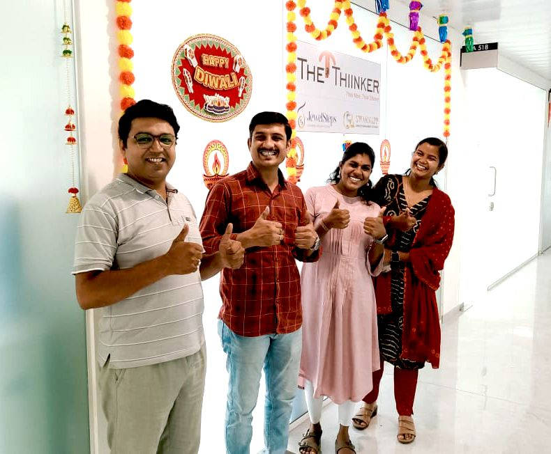 ThinkerSteps office moment 9